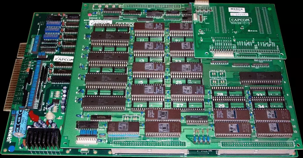 Image n° 3 - pcb : Mercs (USA 900608)