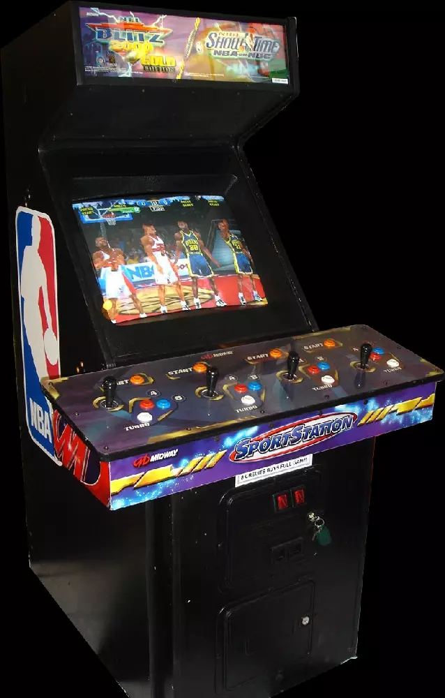 Image n° 1 - cabinets : NBA Showtime - NFL Blitz 2000 Image n° 1 - cabinets : NBA Showtime - NFL Blitz 2000