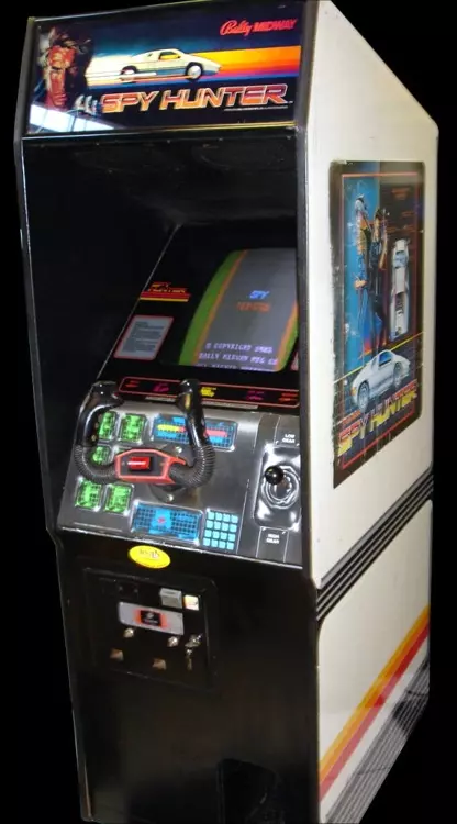 Image n° 1 - cabinets : Spy Hunter (Spain, Recreativos Franco S.A., Bally Midway license) Image n° 1 - cabinets : Spy Hunter (Spain, Recreativos Franco S.A., Bally Midway license)
