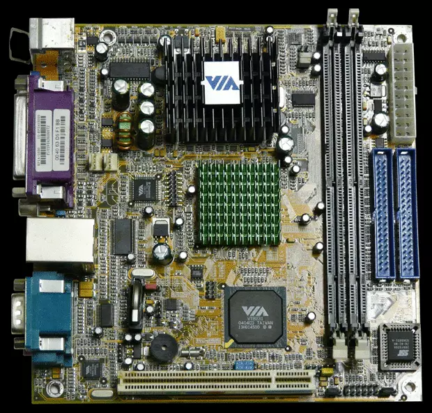 Image n° 1 - pcb : Queen Image n° 1 - pcb : Queen