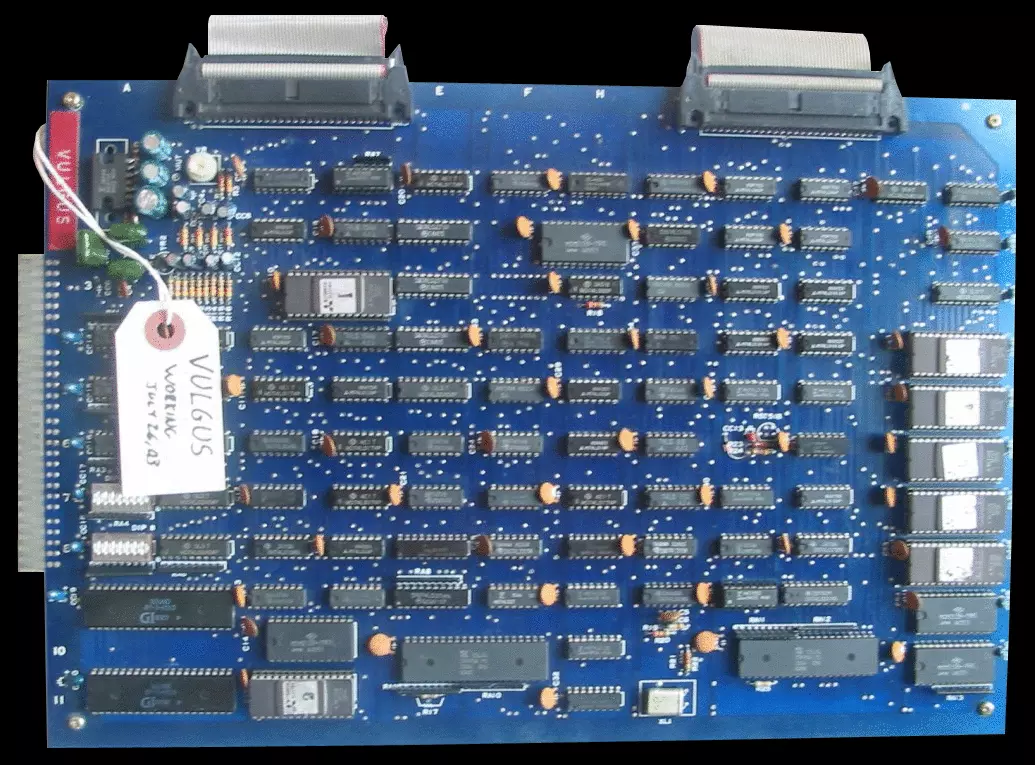 Image n° 2 - pcb : Vulgus (set 2) Image n° 2 - pcb : Vulgus (set 2)
